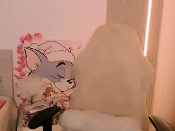 Chaturbate Live Sex Cam of silk_ann
