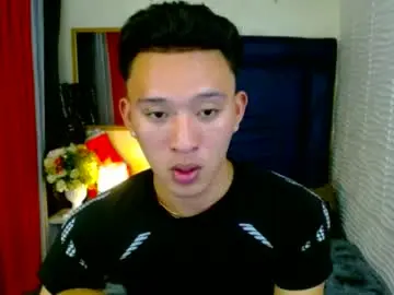 Chaturbate Live Sex Cam of iconicmateoxx