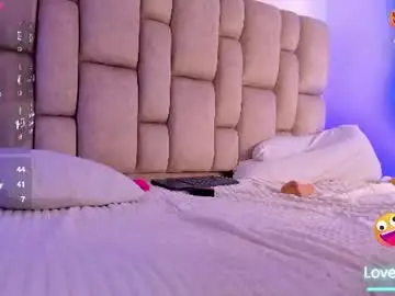 Chaturbate Live Sex Cam of itsnoah_
