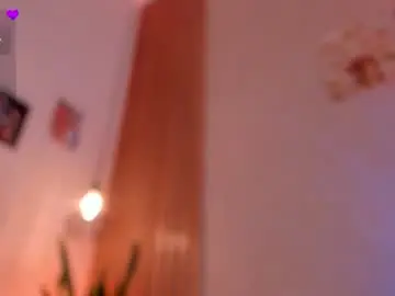 Chaturbate Free Porn Cam of pawggirl18