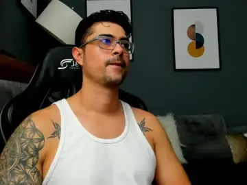Chaturbate Best live sex cam show of adam_clarke