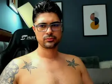 Chaturbate Watch Live Sex Cams of adam_clarke