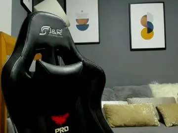 Chaturbate Adult Webcam of adam_clarke