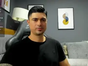 Chaturbate Adult Webcams of adam_clarke
