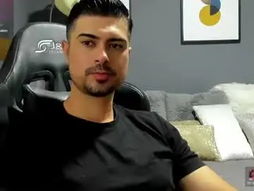 Chaturbate Live Sex Cam of adam_clarke