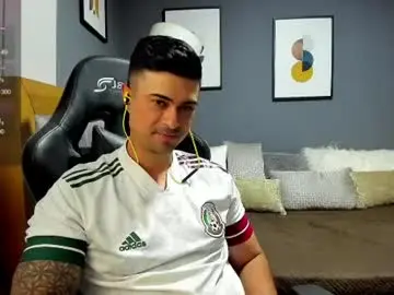 Chaturbate Live Sex of adam_clarke