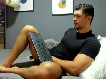 Chaturbate Sex Cam of adam_clarke