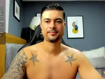 Chaturbate Live Sex Cam of adam_clarke