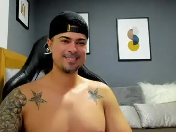 Chaturbate Adult Webcam of adam_clarke
