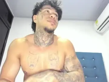 Chaturbate Live Sex of alessia_hot1
