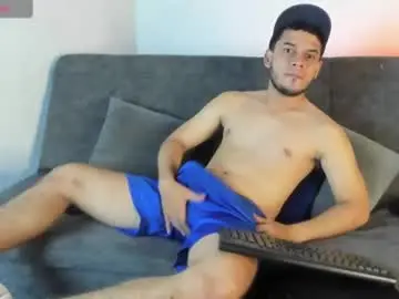 Chaturbate Adult Webcam of alex_woll11