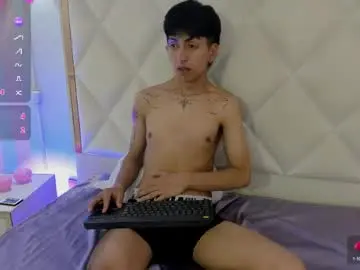 Chaturbate Live Sex of aress_tay