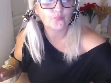Chaturbate Watch Live Sex Cams of divineblond