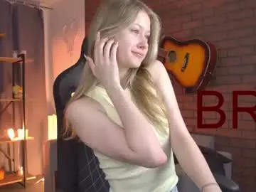 Chaturbate Live Sex Cam of evemundie
