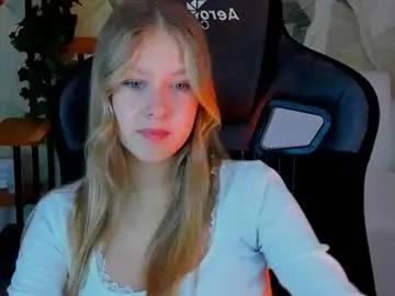 Chaturbate Adult Webcams of evemundie
