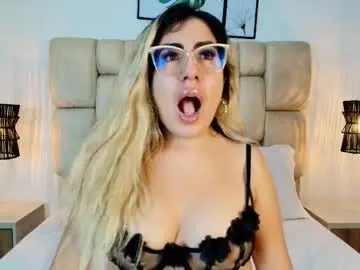 Chaturbate Free Porn Cam of sarablonde_t