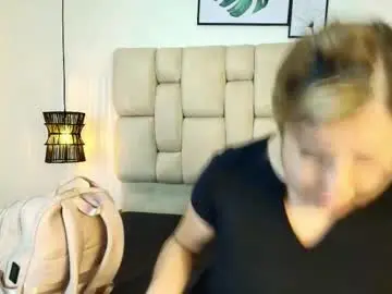 Chaturbate Live Sex of sarablonde_t