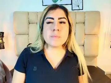 Chaturbate Live Sex of sarablonde_t