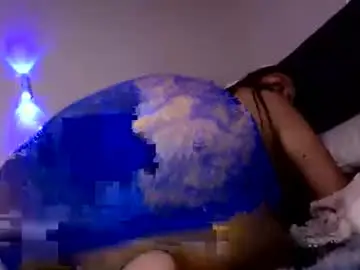 Chaturbate Live Sex of bella_karoline