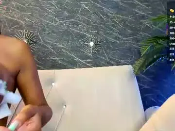 Chaturbate Live Sex of belle_emmanuelle