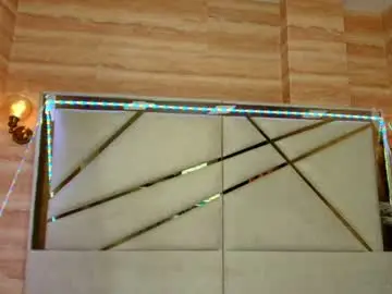 Chaturbate Sex Cam of kiara_moon_r