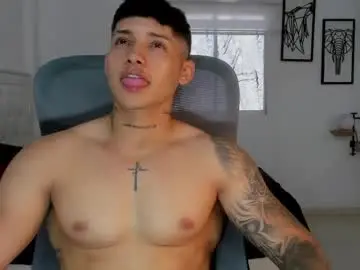 Chaturbate Adult Webcams of lunay_xtreemboy