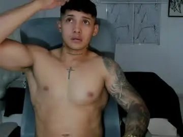 Chaturbate Sex Cam of lunay_xtreemboy
