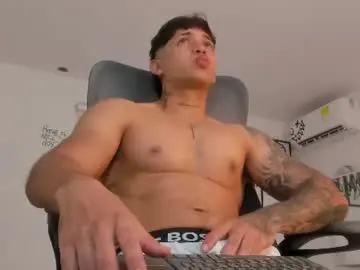 Chaturbate Free Live Porn of lunay_xtreemboy