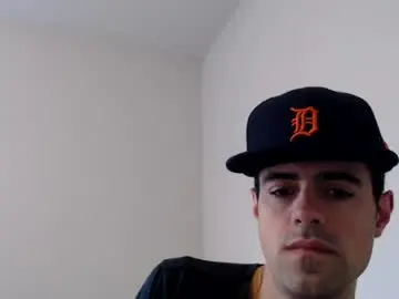 Chaturbate Free Porn Cam of michmark23