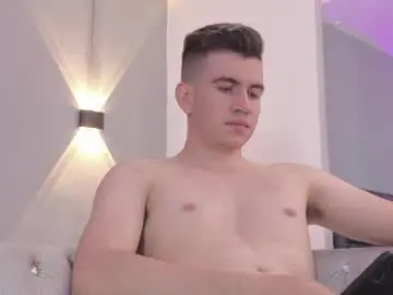 Chaturbate Free Porn Cam of mikaelslow