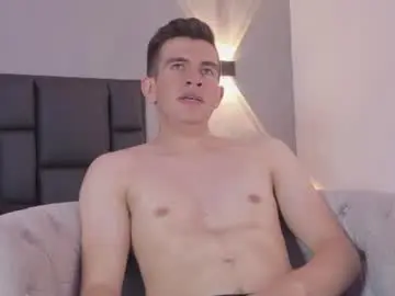 Chaturbate Watch Live Sex Cams of mikaelslow