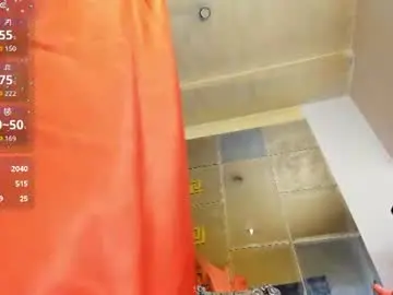 Chaturbate Live Sex Cam of sofiequeen_
