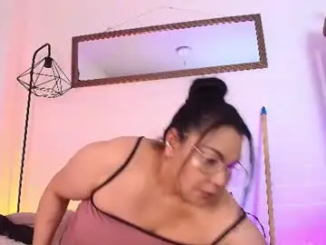 Chaturbate Free Porn Cam of elenna_boobs_