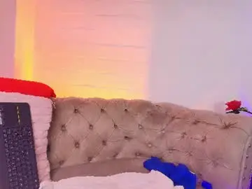 Chaturbate Nude Webcam of elenna_boobs_