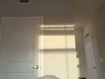 Chaturbate Live Sex Cam of ellalowe