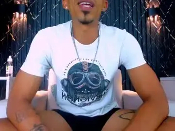 Chaturbate Watch Live Sex Cams of gregory_sforza