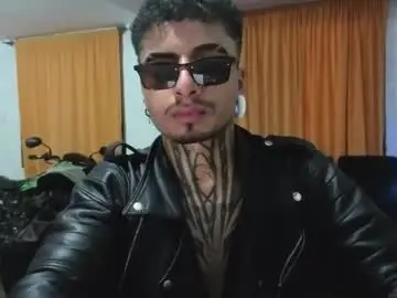 Chaturbate Sex Cam of juancamilo66_