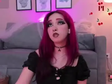 Chaturbate Live Sex Cam of leah_cherry