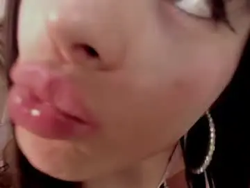 Chaturbate Free Live Porn of miss_thang_