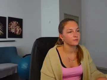 Chaturbate Best Webcam of agelina_summer