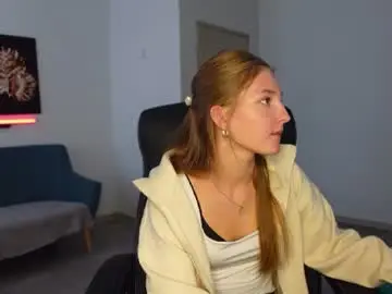 Chaturbate Live Porn of agelina_summer