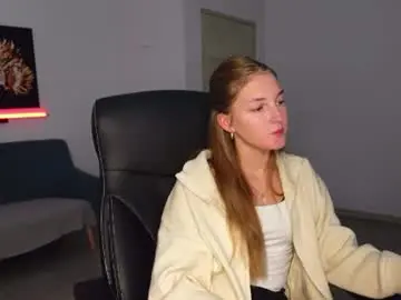 Chaturbate Free Porn Cam of agelina_summer