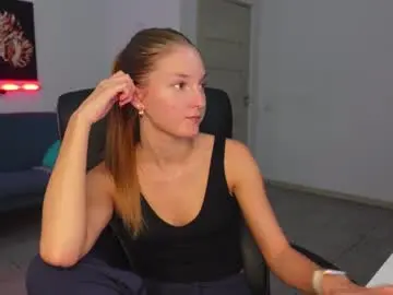 Chaturbate Adult Video Chat of agelina_summer
