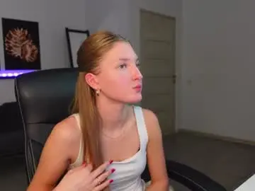 Chaturbate Live Porn of agelina_summer