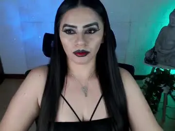 Chaturbate Free Porn Cam of emili_evans_