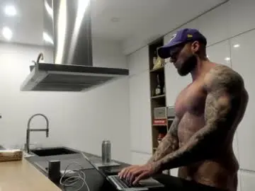 Chaturbate Nude Webcam of mealphamale