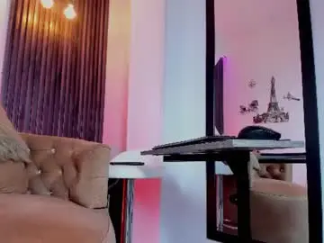 Chaturbate Live Sex Cam of mia_dreaam