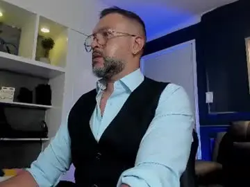 Chaturbate Watch Live Sex Cams of mrfrank_tattoo