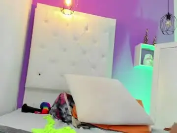 Chaturbate Sex Chat of roxy_sexy69