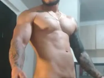Chaturbate Live Sex Cam of adam_shilder7